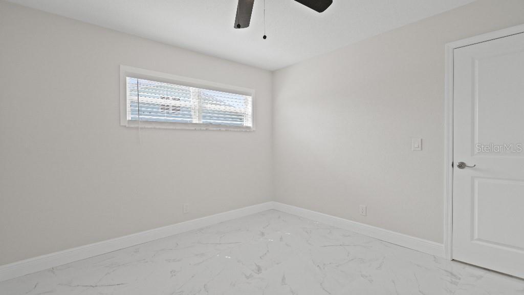 1024 Spindle Palm Way Apollo Beach, FL 33572 - Photo 41 of 50 a view of an empty room