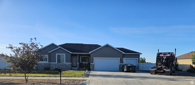 827 East Sunset View Road Grantsville, UT 84029 - Photo 2 of 17
