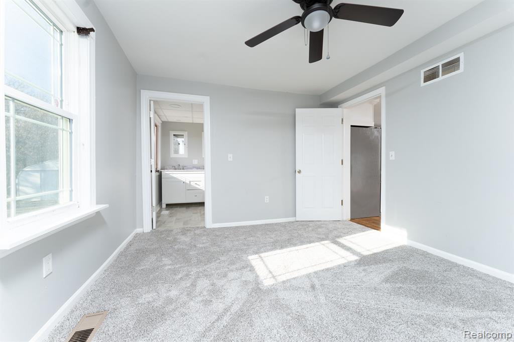 945 North Latson Road Howell, MI 48843 - Photo 18 of 50
