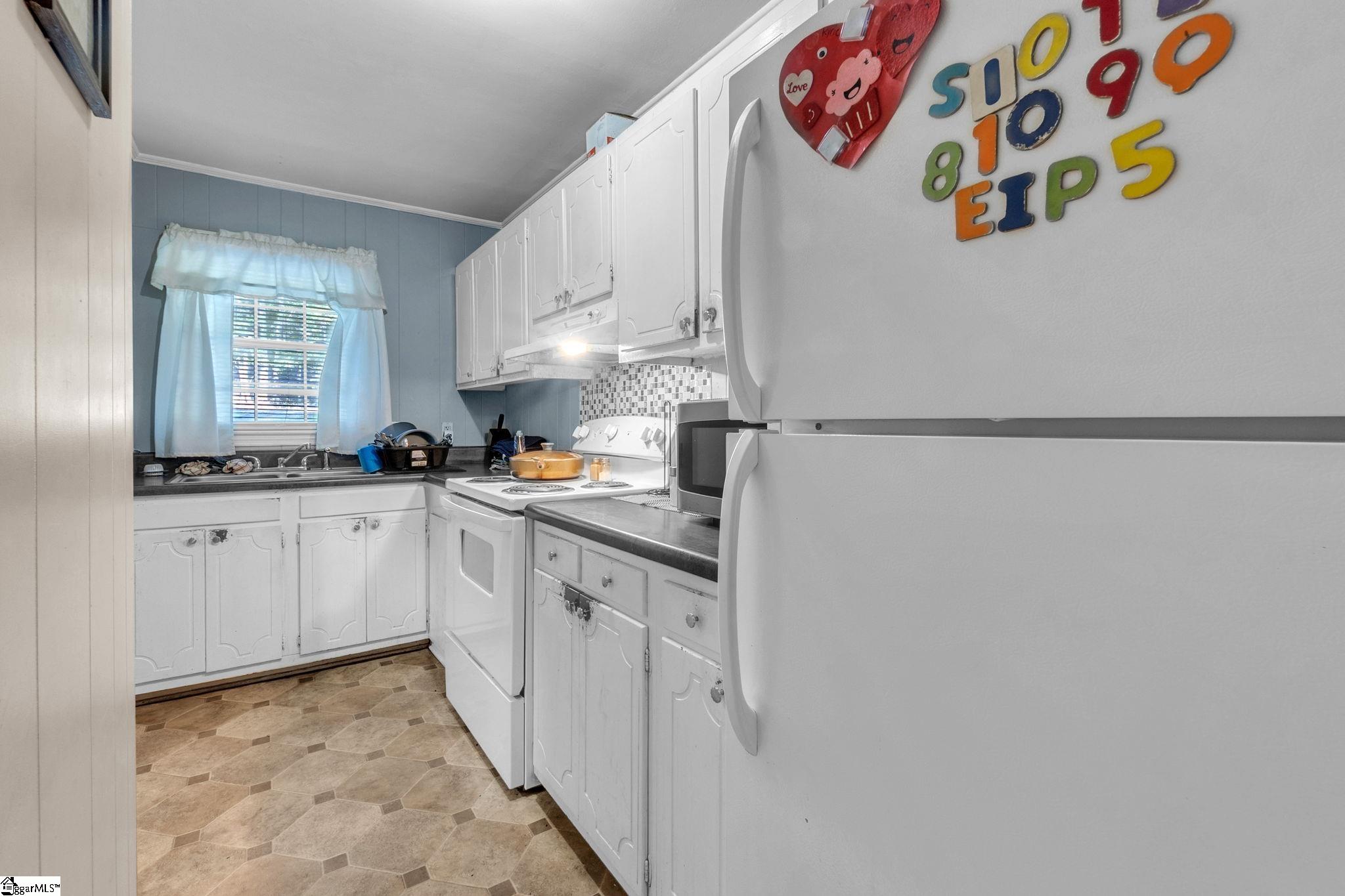 203 Guthrie Road Belton, SC 29627 - Photo 17 of 45 Gallery Image 17