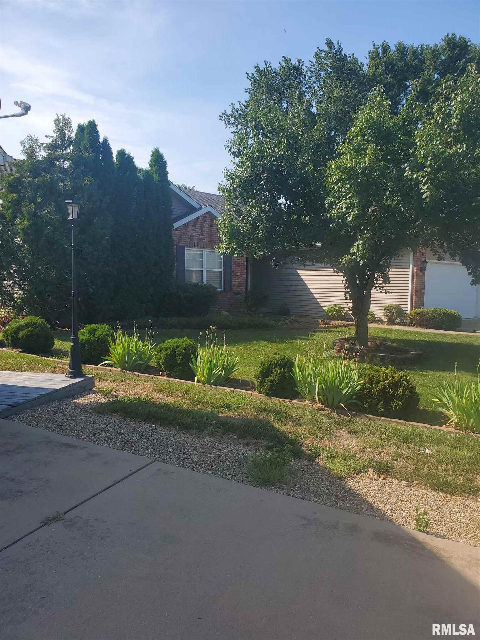 2732 Steiler Place Springfield, IL 62703 - Photo 1 of 29