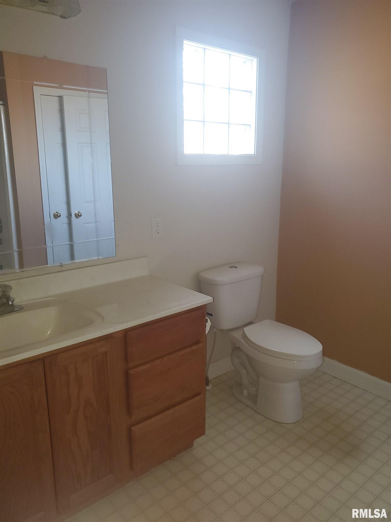 2732 Steiler Place Springfield, IL 62703 - Photo 21 of 29