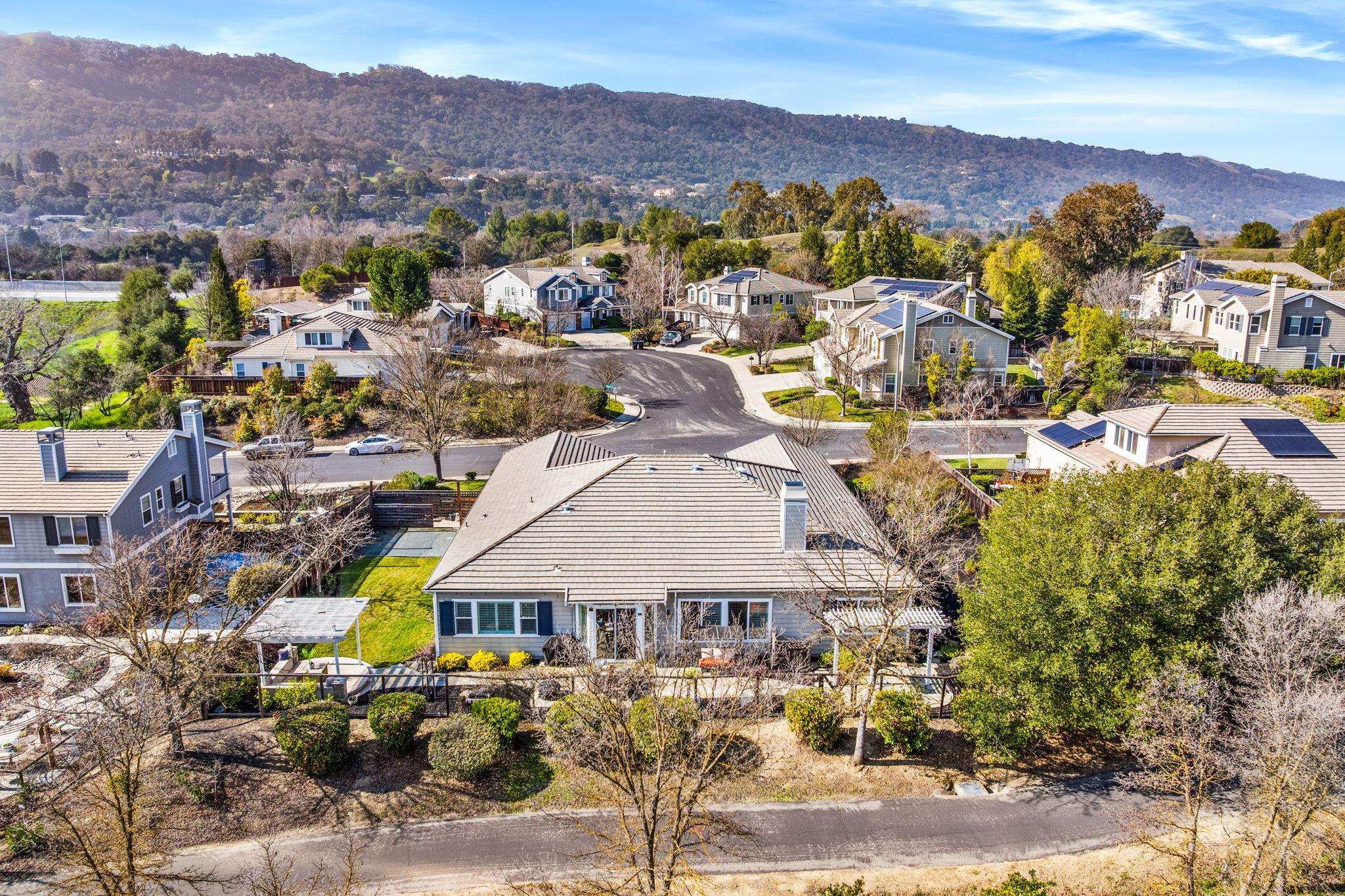 6900 Riddell Street Pleasanton, CA 94566 - Photo 3 of 60