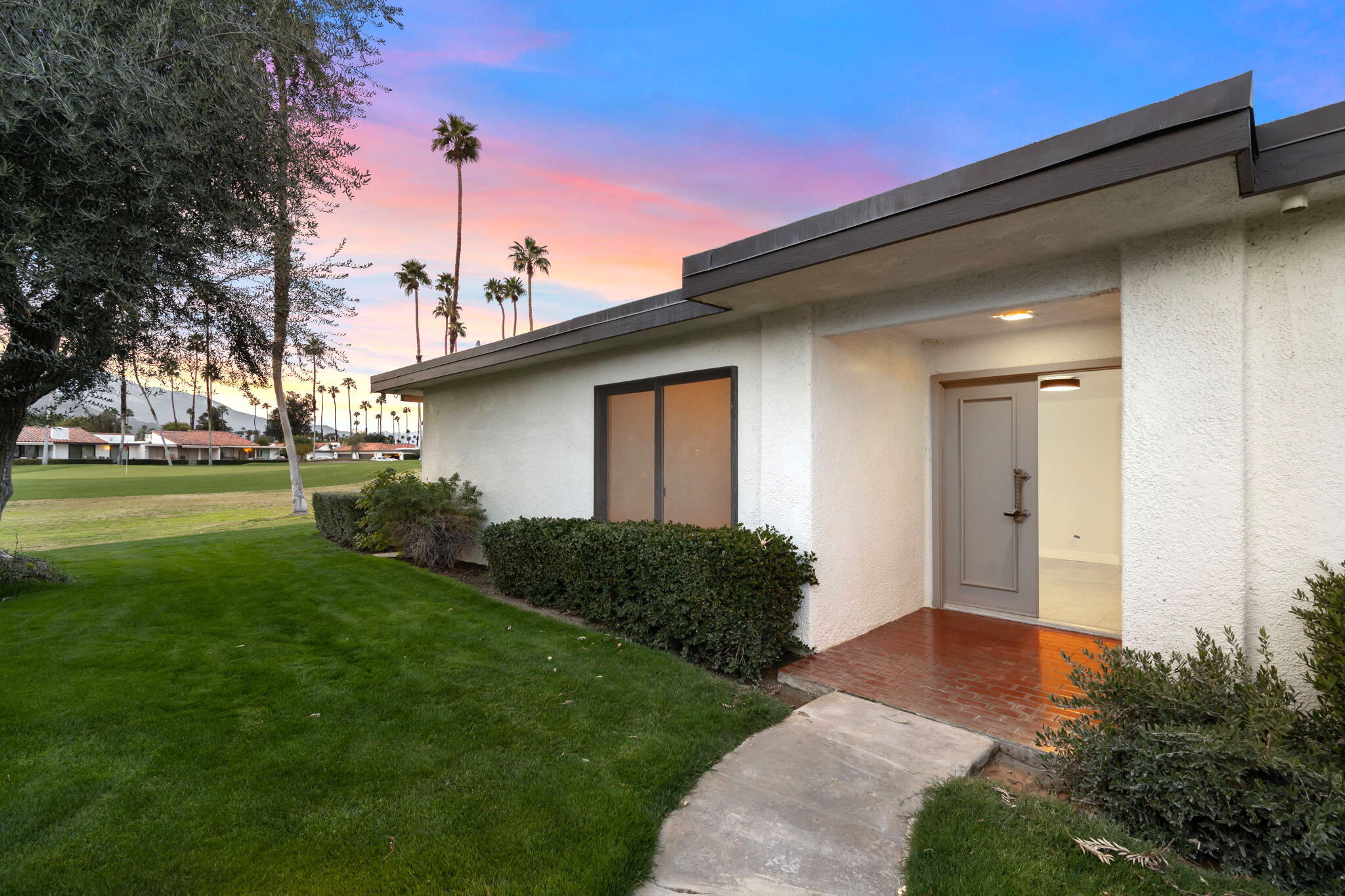 7 Ronda Drive Rancho Mirage, CA 92270 - Photo 40 of 44 38_17
