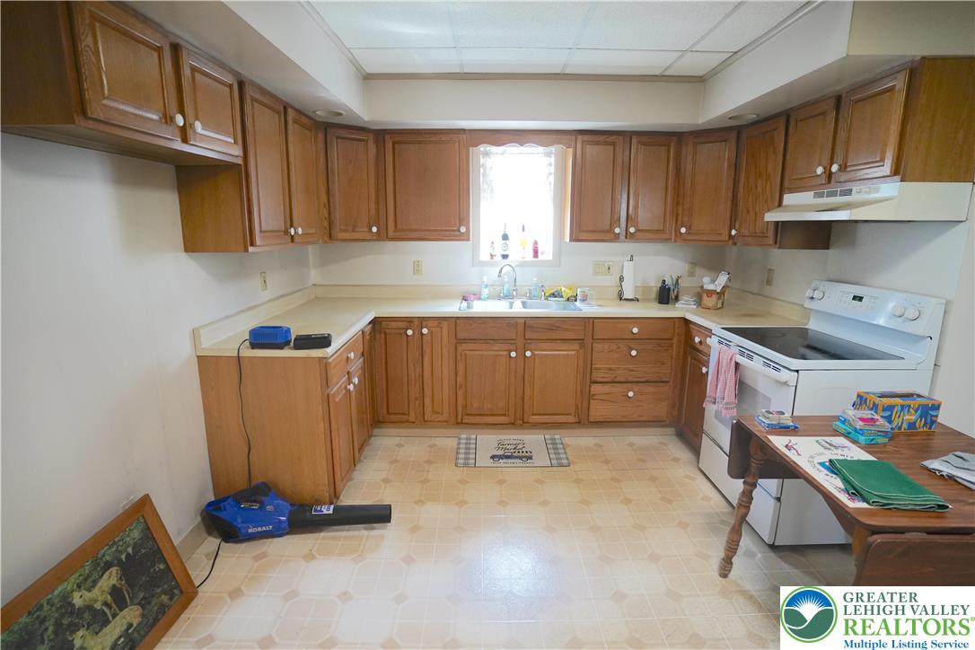 3436 Main Street Slatington, PA 18080 - Photo 13 of 42 Gallery Image 13