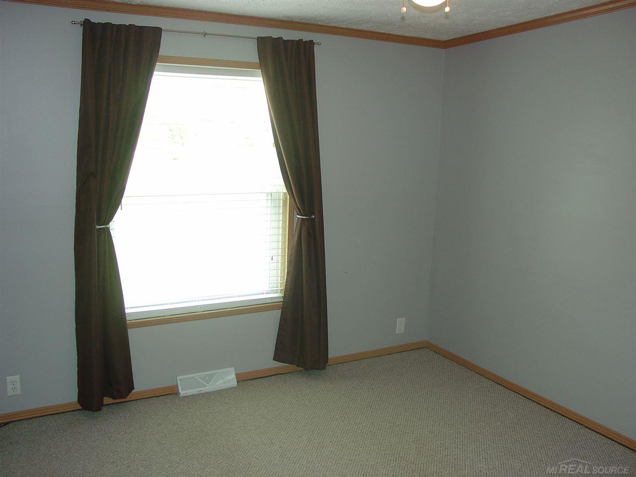 2328 Cove Road Goodells, MI 48027 - Photo 45 of 55 31347648-44.JPG