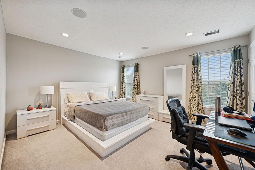 504 Azalea Lane Bridgeville, PA 15017 - Photo 21 of 34