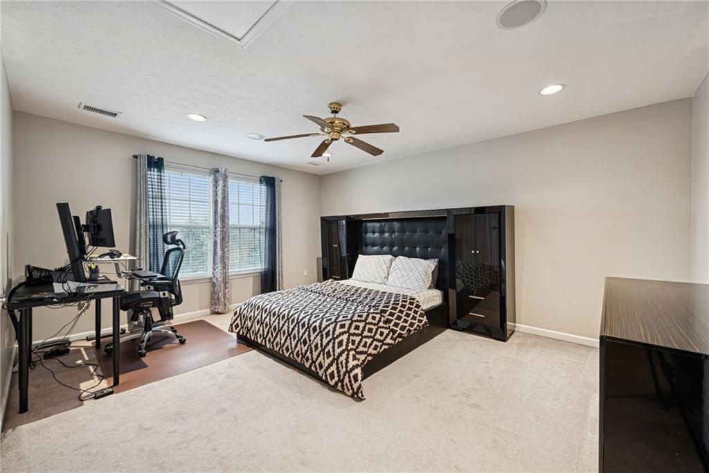 504 Azalea Lane Bridgeville, PA 15017 - Photo 23 of 34