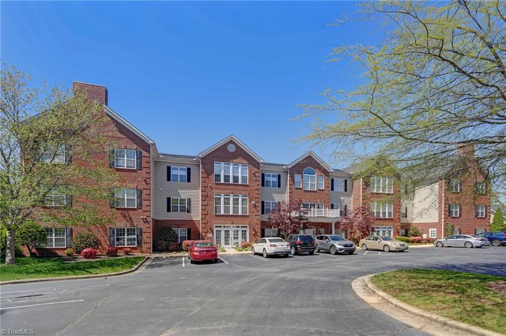 522 College Road, Unit 303 Greensboro, NC 27410 - Photo 1 of 43 Gallery Image 1