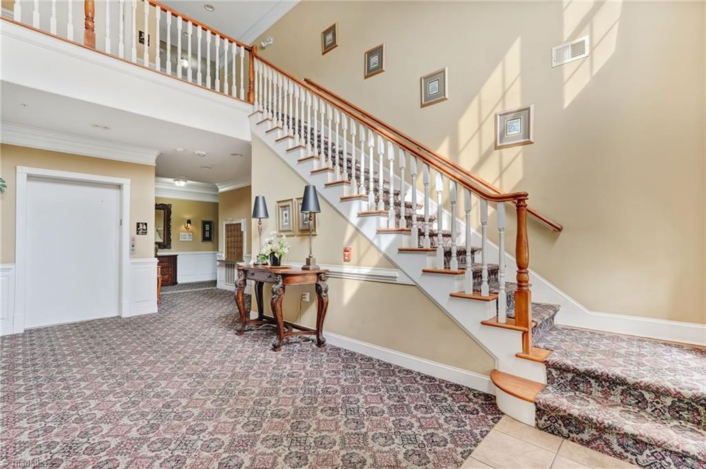 522 College Road, Unit 303 Greensboro, NC 27410 - Photo 4 of 43 Gallery Image 4