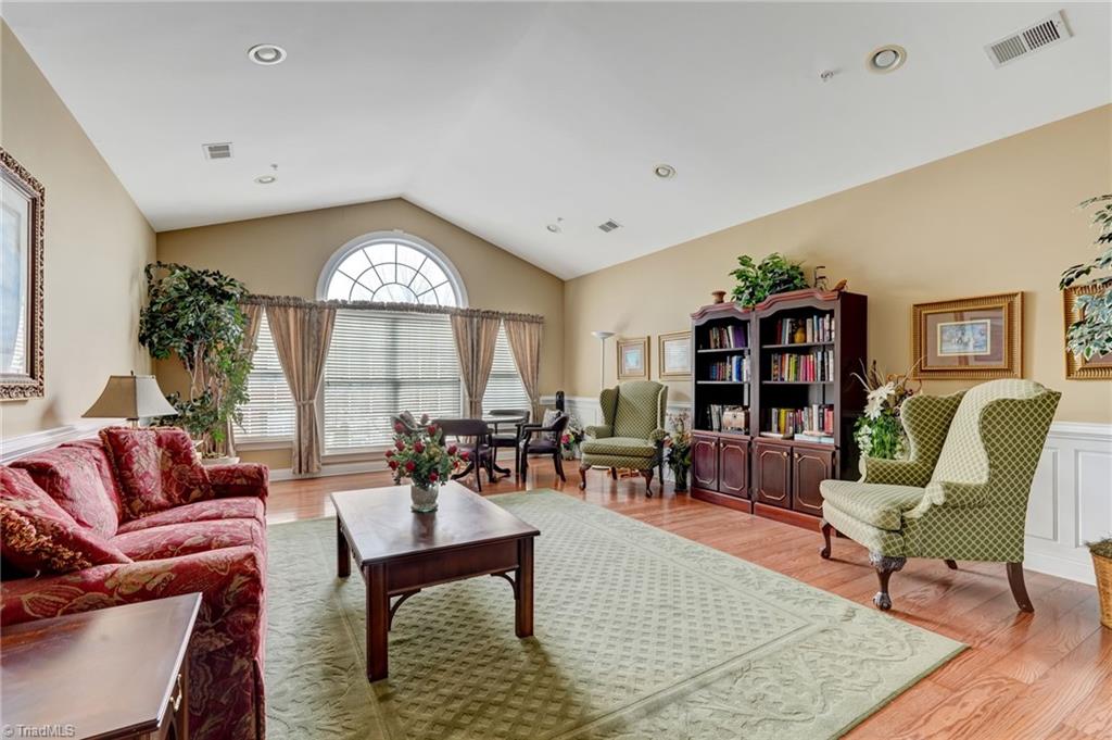 522 College Road, Unit 303 Greensboro, NC 27410 - Photo 5 of 43 Gallery Image 5