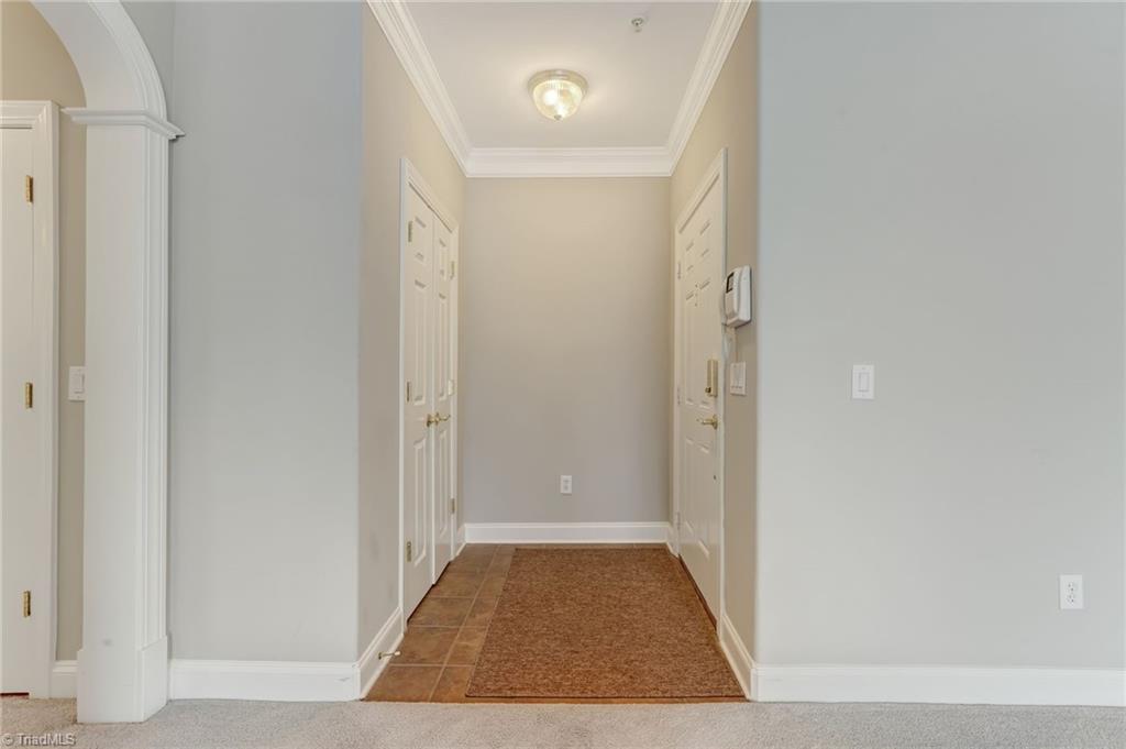 522 College Road, Unit 303 Greensboro, NC 27410 - Photo 7 of 43 Gallery Image 7