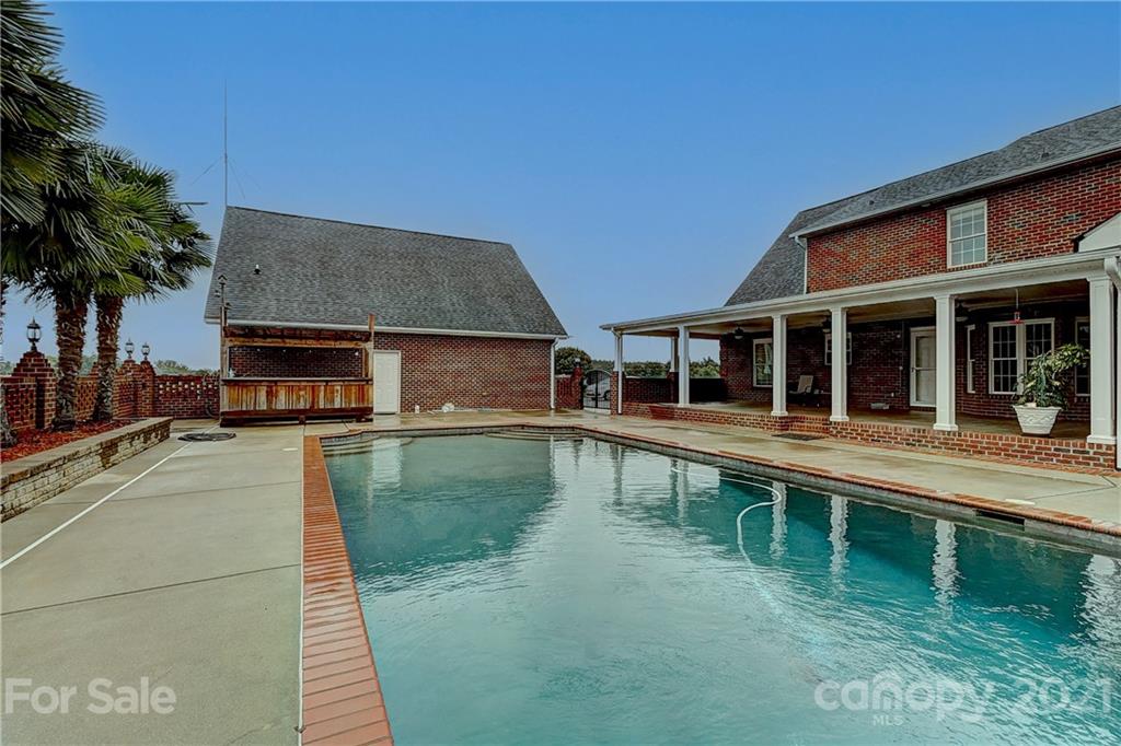 1328 Tot Dellinger Road Cherryville, NC 28021 - Photo 8 of 48 Gallery Image 8