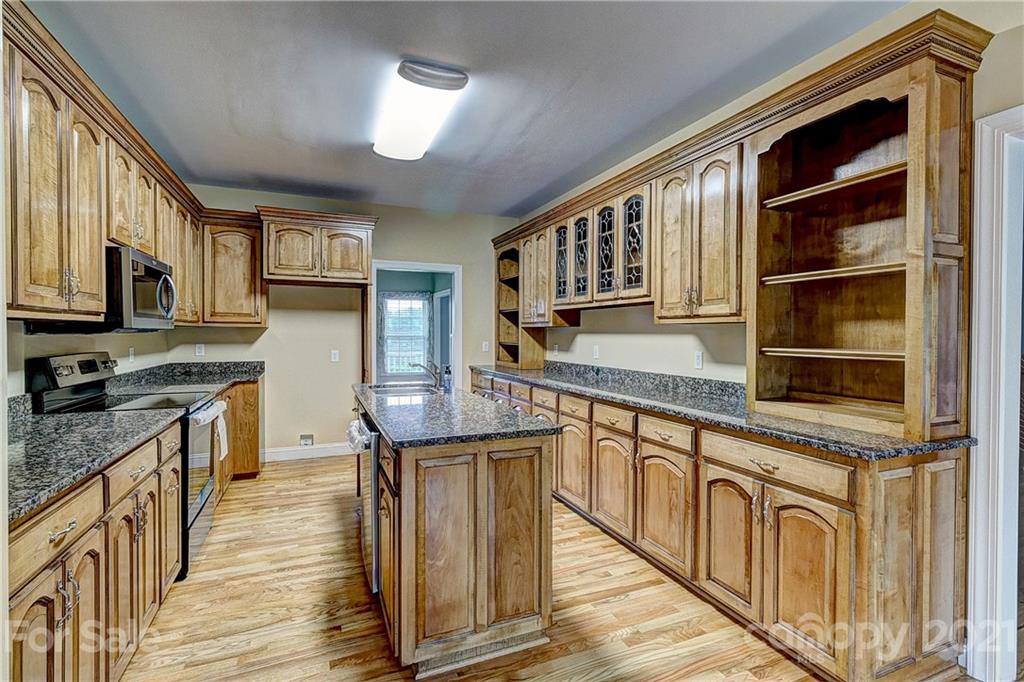 1328 Tot Dellinger Road Cherryville, NC 28021 - Photo 9 of 48 Gallery Image 9
