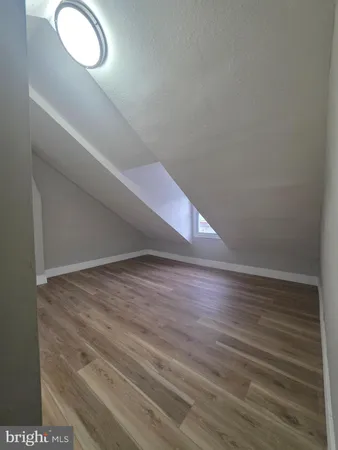a view of empty room with window
