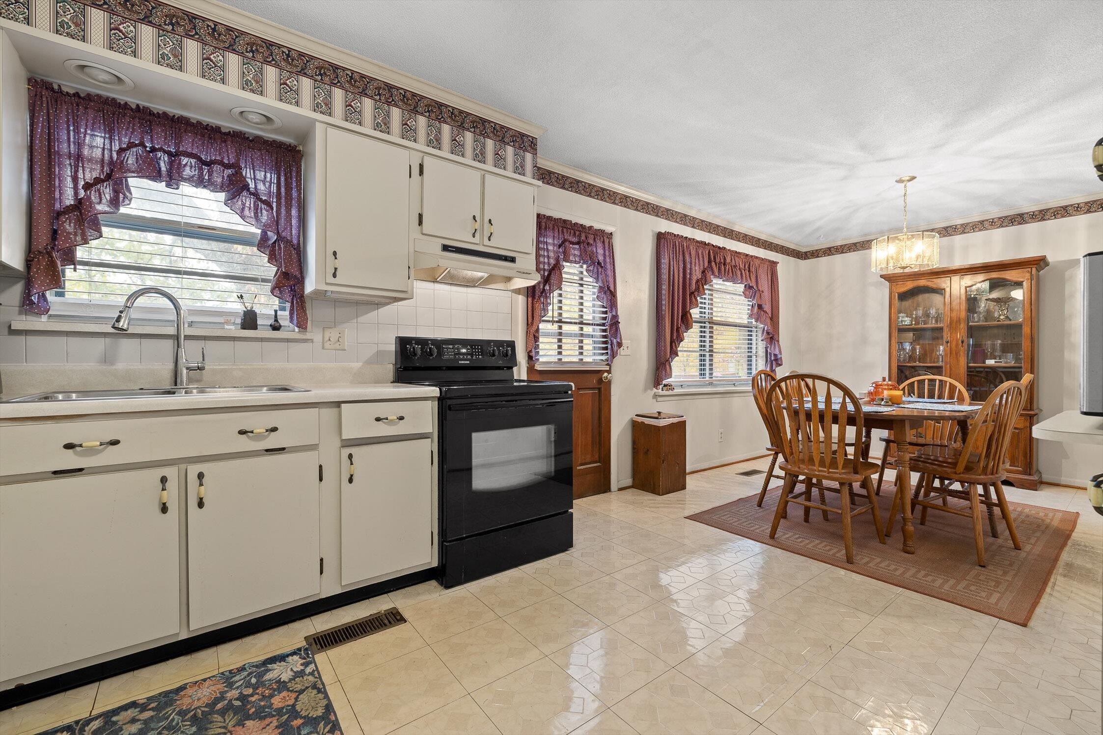 4524 Crestview Drive Red Bank, TN 37415 - Photo 13 of 53 32-Crestview-32