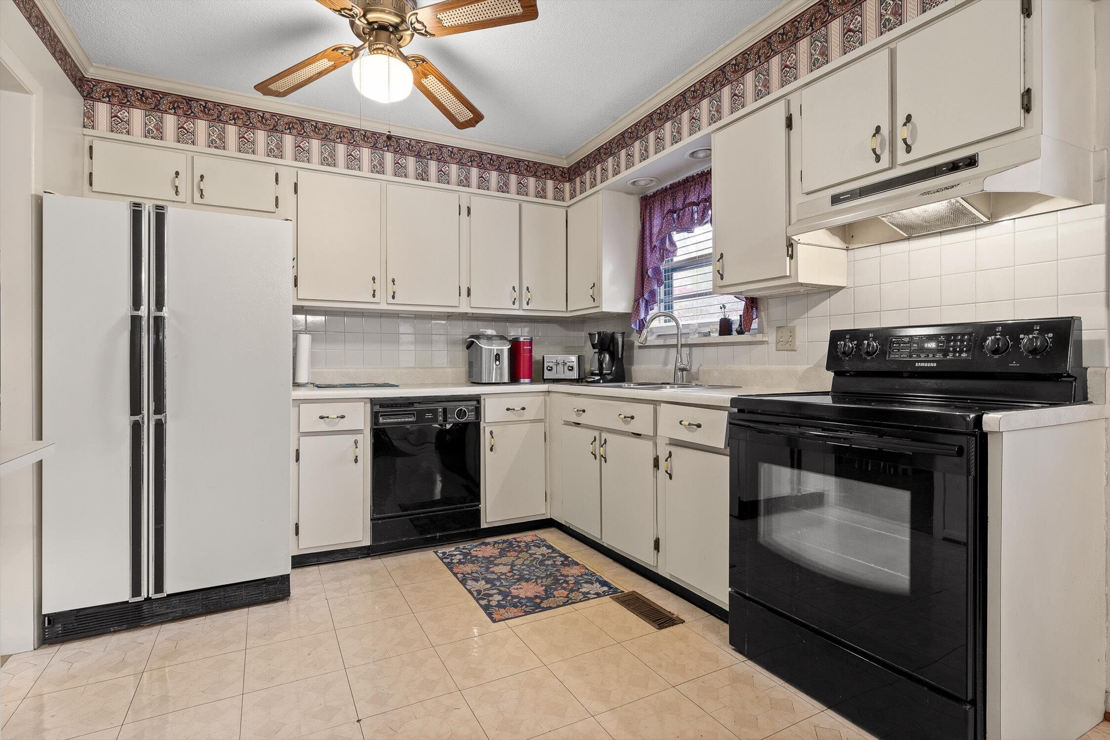 4524 Crestview Drive Red Bank, TN 37415 - Photo 17 of 53 36-Crestview-36