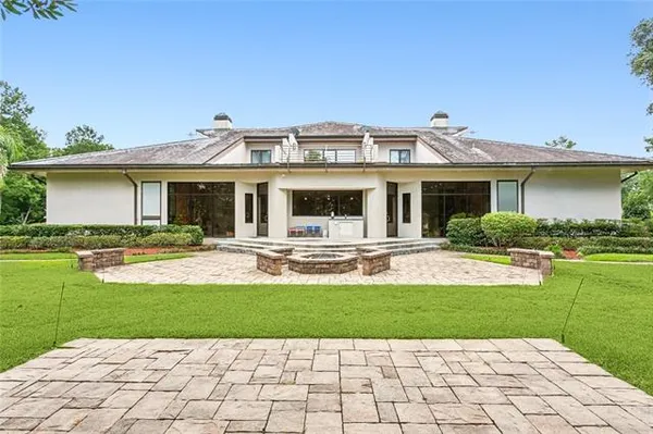 $1,690,000 | 738 English Turn Lane, New Orleans, LA 70131