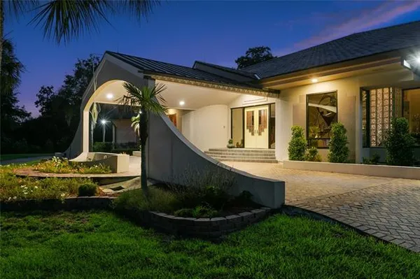 $1,690,000 | 738 English Turn Lane, New Orleans, LA 70131