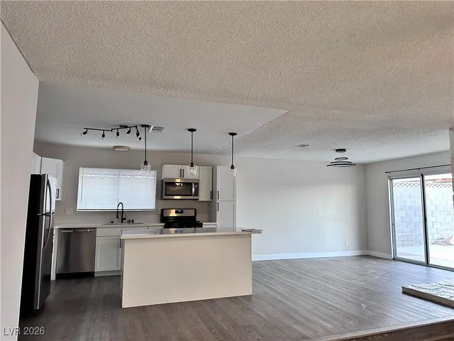 $1,850 | 7024 Michael Collins Place, Las Vegas, NV 89145