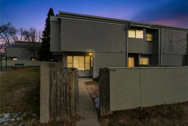 $227,000 | 528 East Bluff, Madison, WI 53704