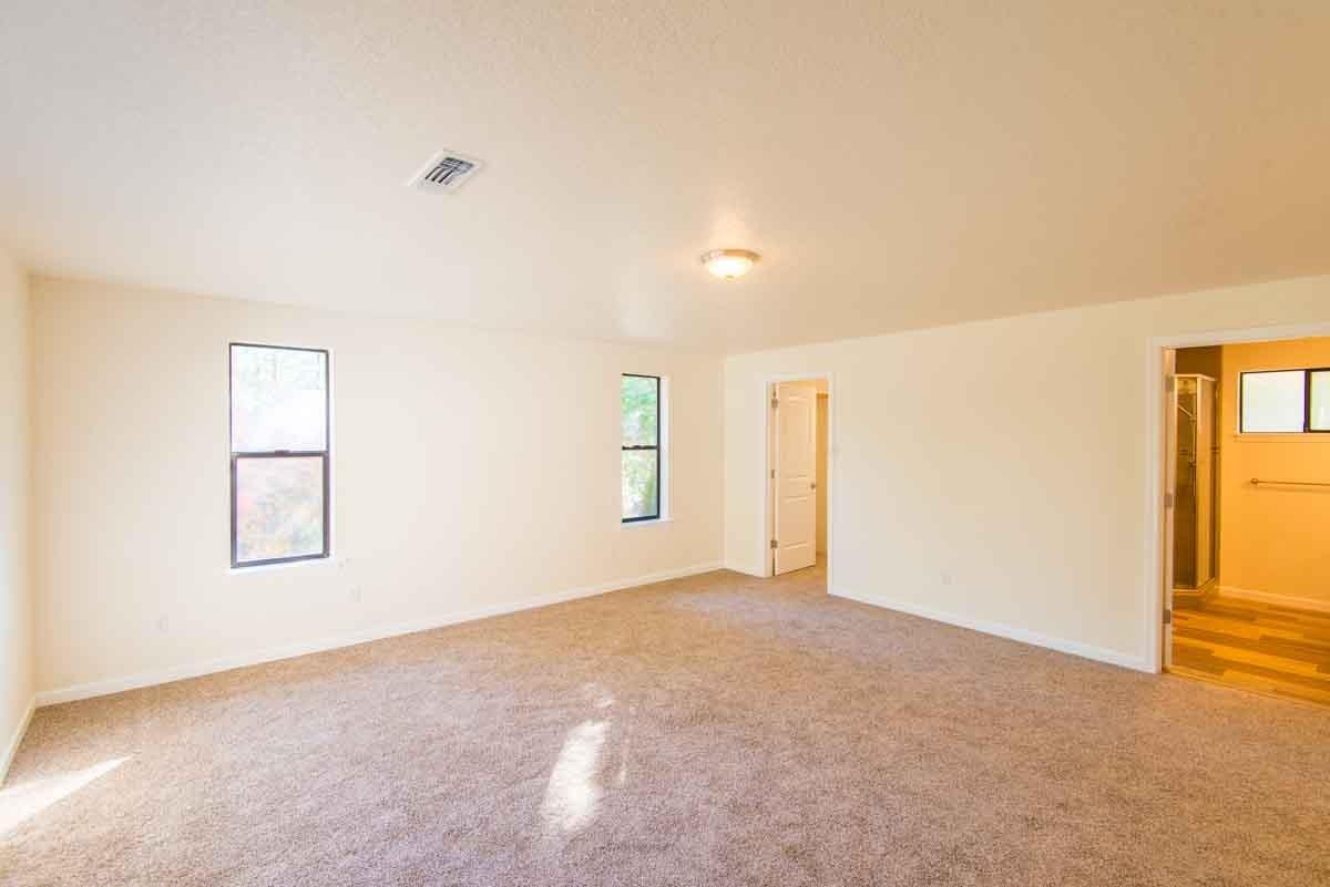 960 Riessen Road Grants Pass, OR 97526 - Photo 13 of 35 Additional Photo