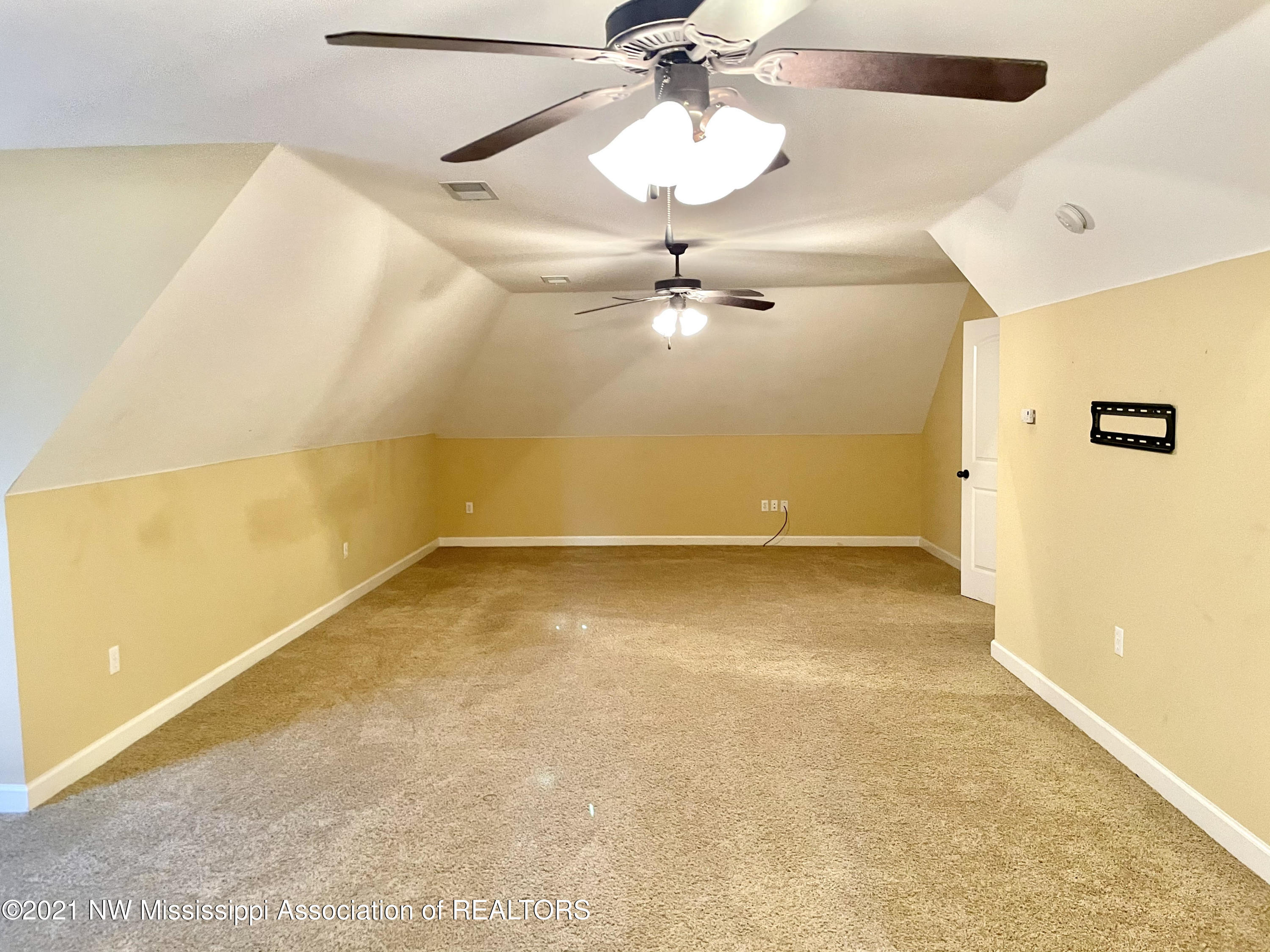4440 Center Hill Road Olive Branch, MS 38654 - Photo 16 of 23 Bonus Room