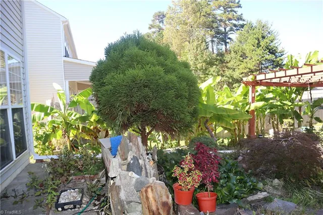 $350,000 | 3310 Cherrybrook Drive, Jamestown, NC 27282