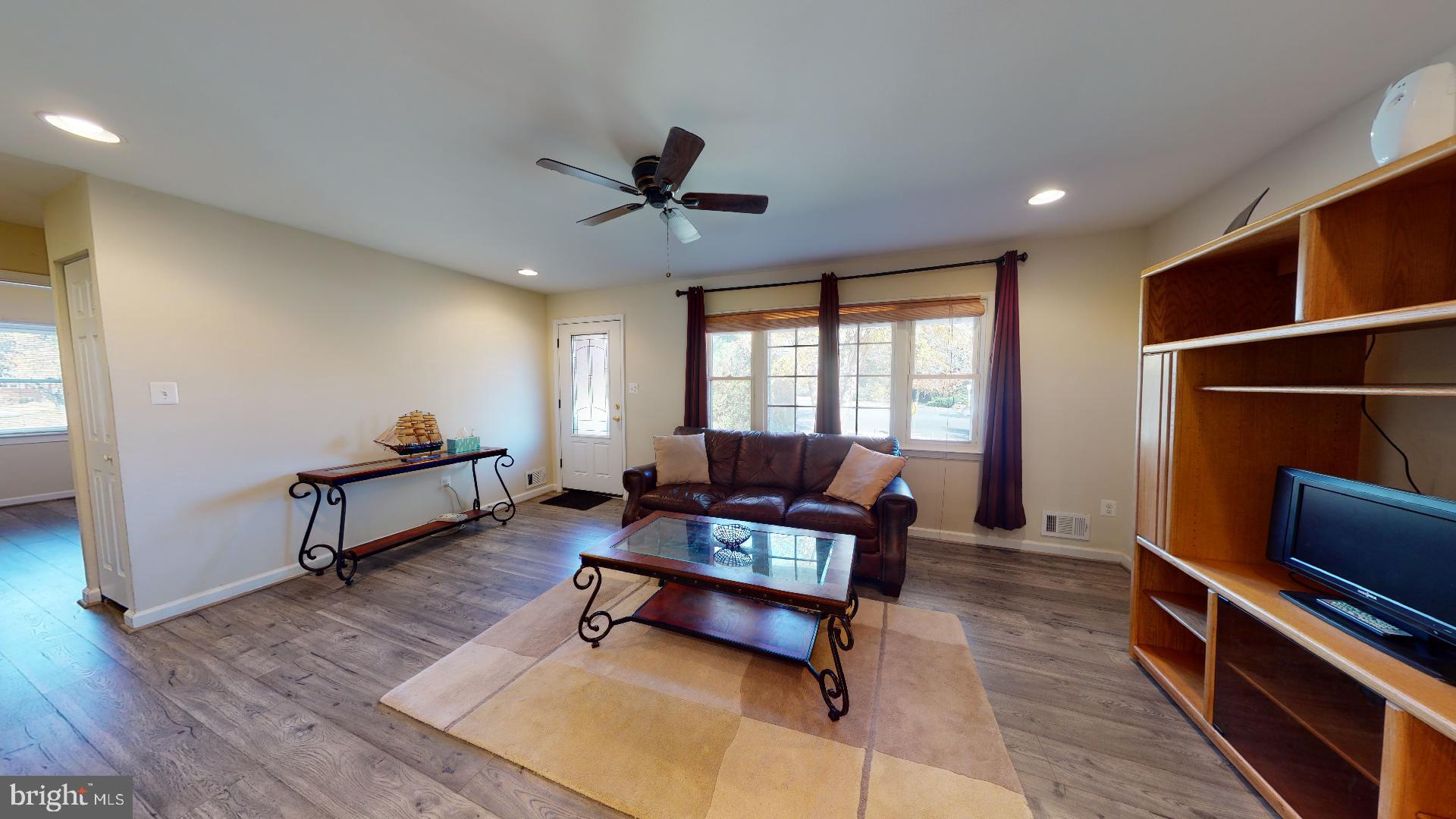 7500 Fordson Road Alexandria, VA 22306 - Photo 5 of 30 Gallery Image 5