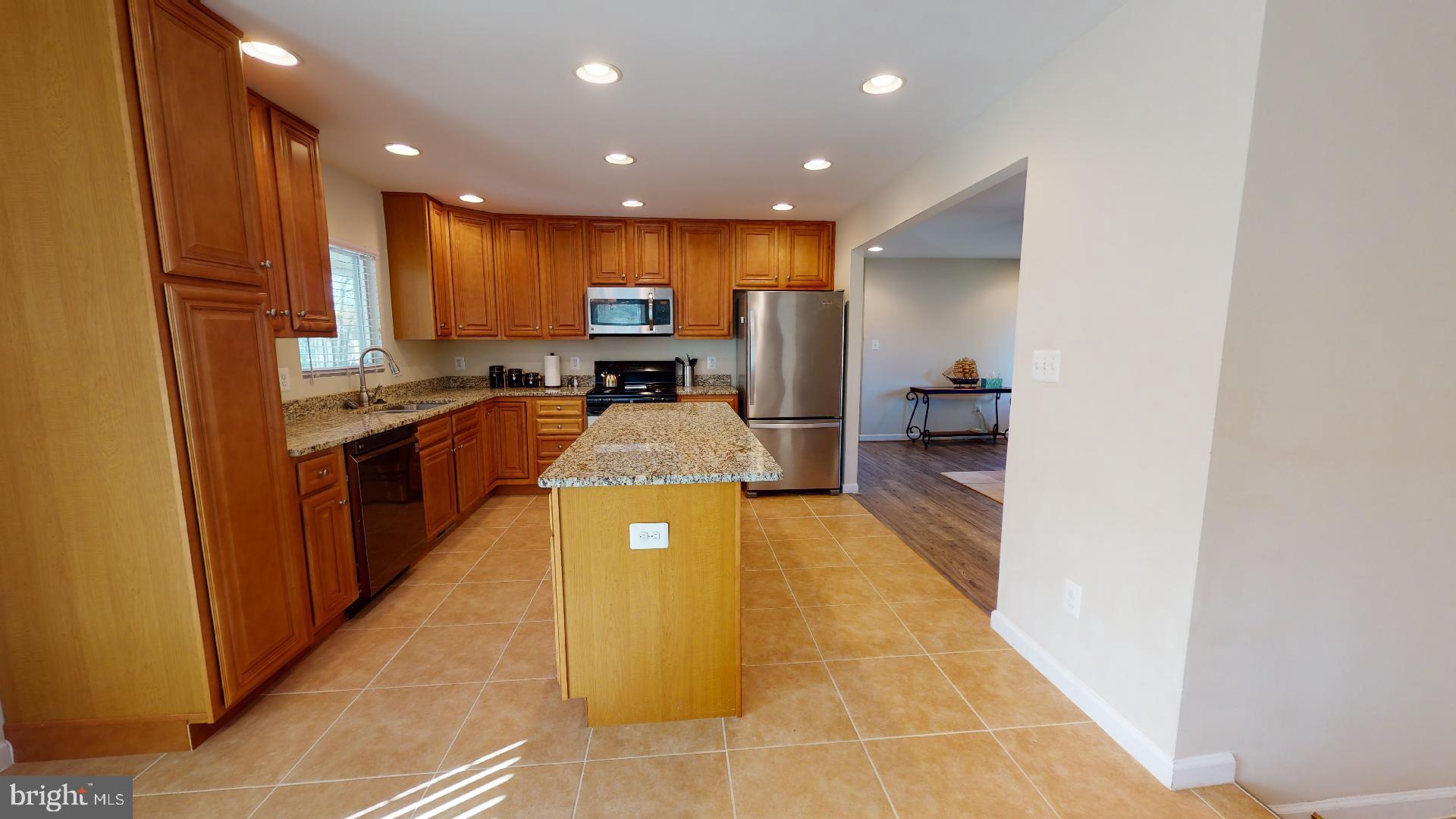 7500 Fordson Road Alexandria, VA 22306 - Photo 9 of 30 Gallery Image 9