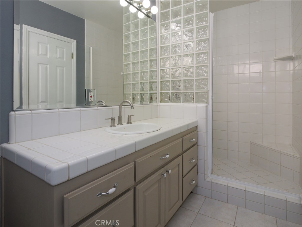 613 36th Street Manhattan Beach, CA 90266 - Photo 15 of 35