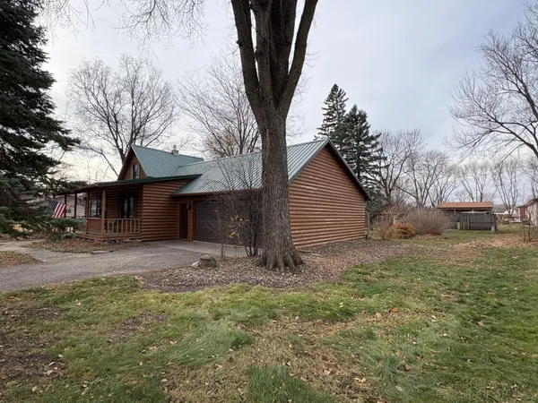 $174,500 | 208 21st Street South, Benson, MN 56215
