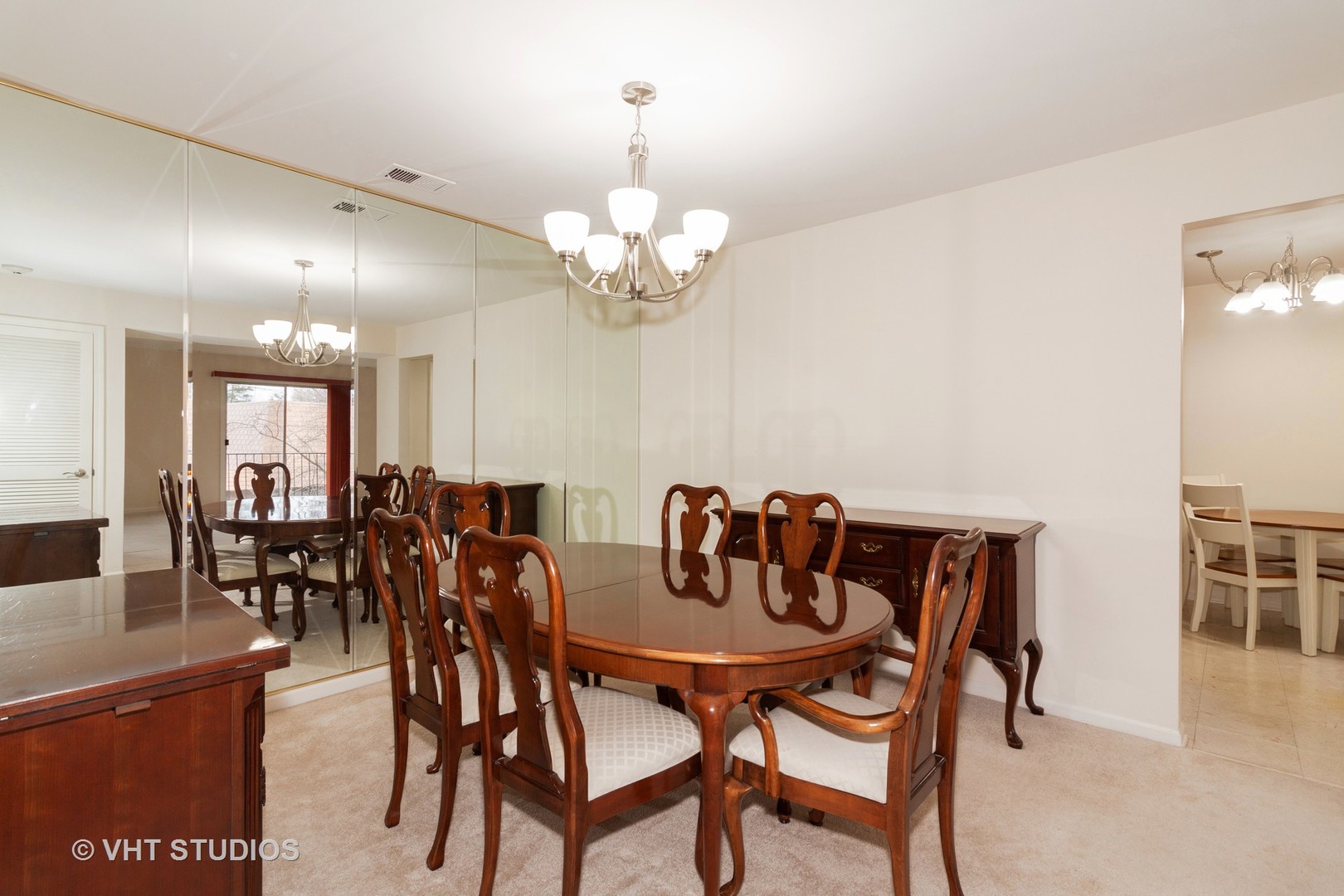 4050 Dundee Road, Unit 203 Northbrook, IL 60062 - Photo 5 of 9