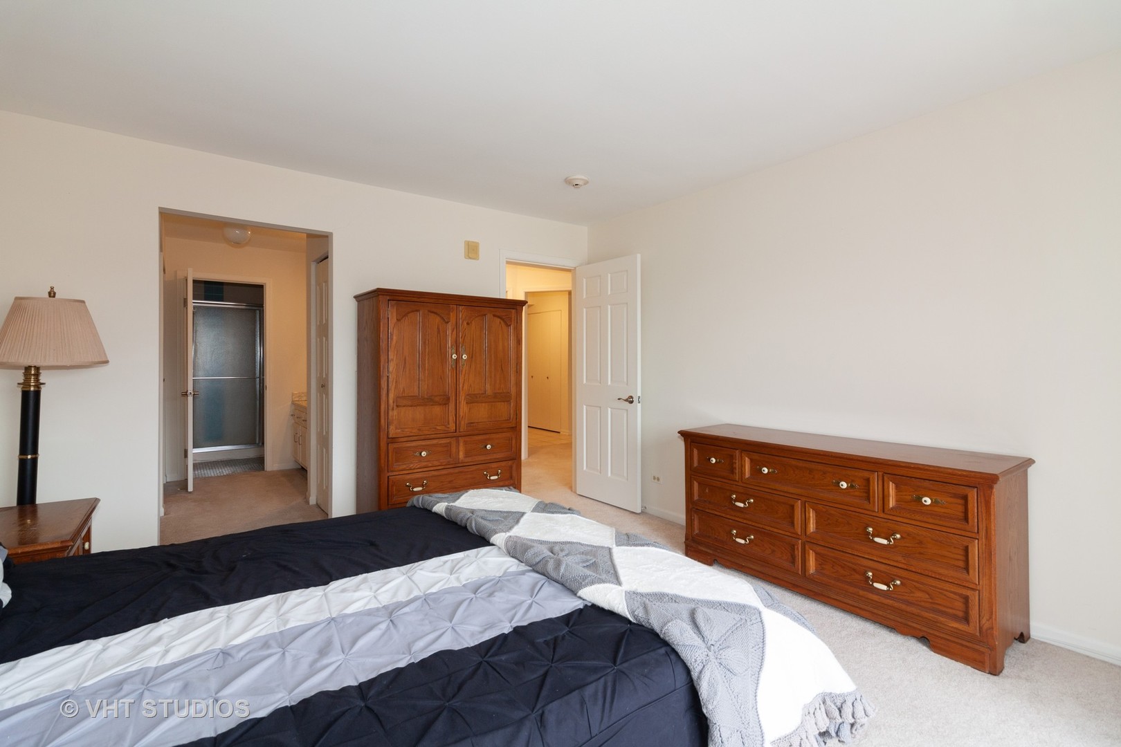 4050 Dundee Road, Unit 203 Northbrook, IL 60062 - Photo 6 of 9