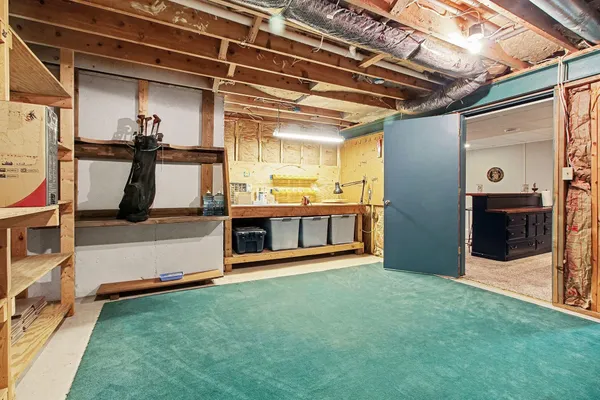 $585,000 | 1335 North Silo Ridge Drive, Ann Arbor, MI 48108