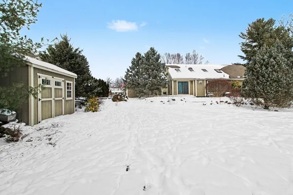 $585,000 | 1335 North Silo Ridge Drive, Ann Arbor, MI 48108