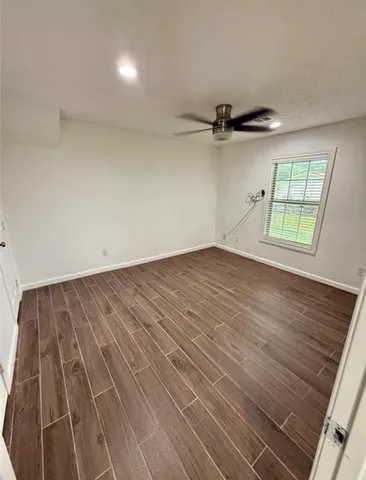 $175,000 | 406 Clear Lake Road, Highlands, TX 77562