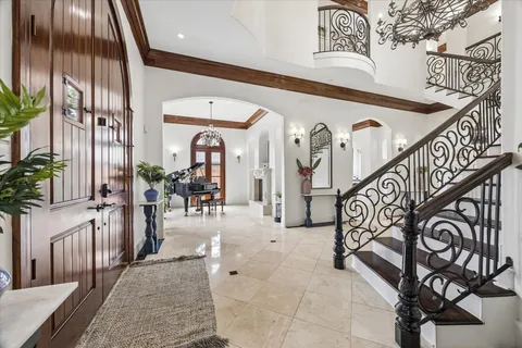 a view of entryway