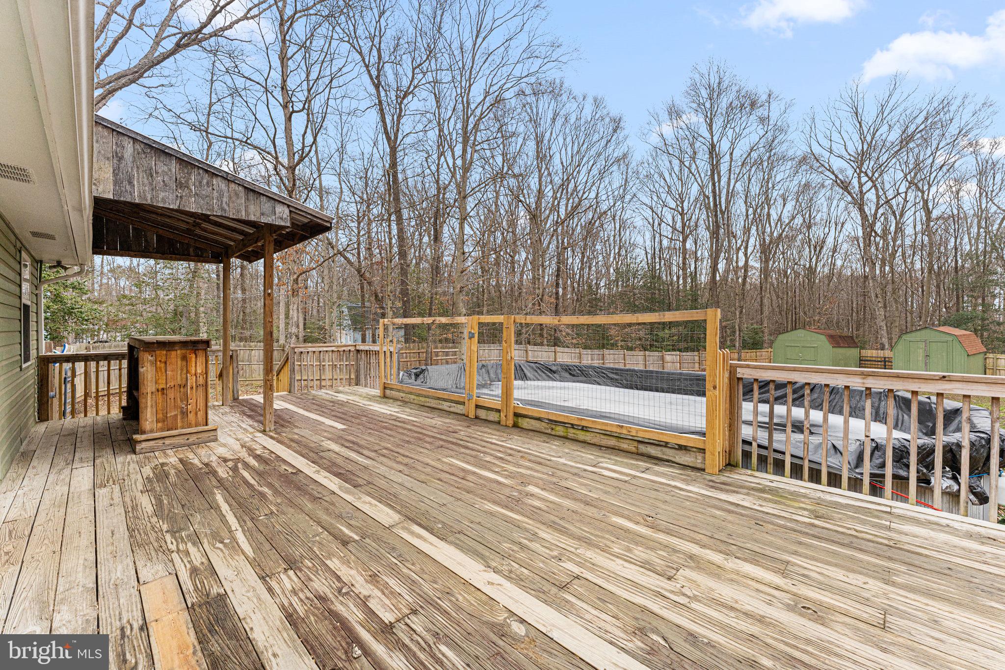 39141 Persimmon Creek Road Mechanicsville, MD 20659 - Photo 37 of 43 Deck