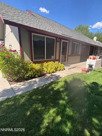 $1,950 | 1667 London Circle, Sparks, NV 89431