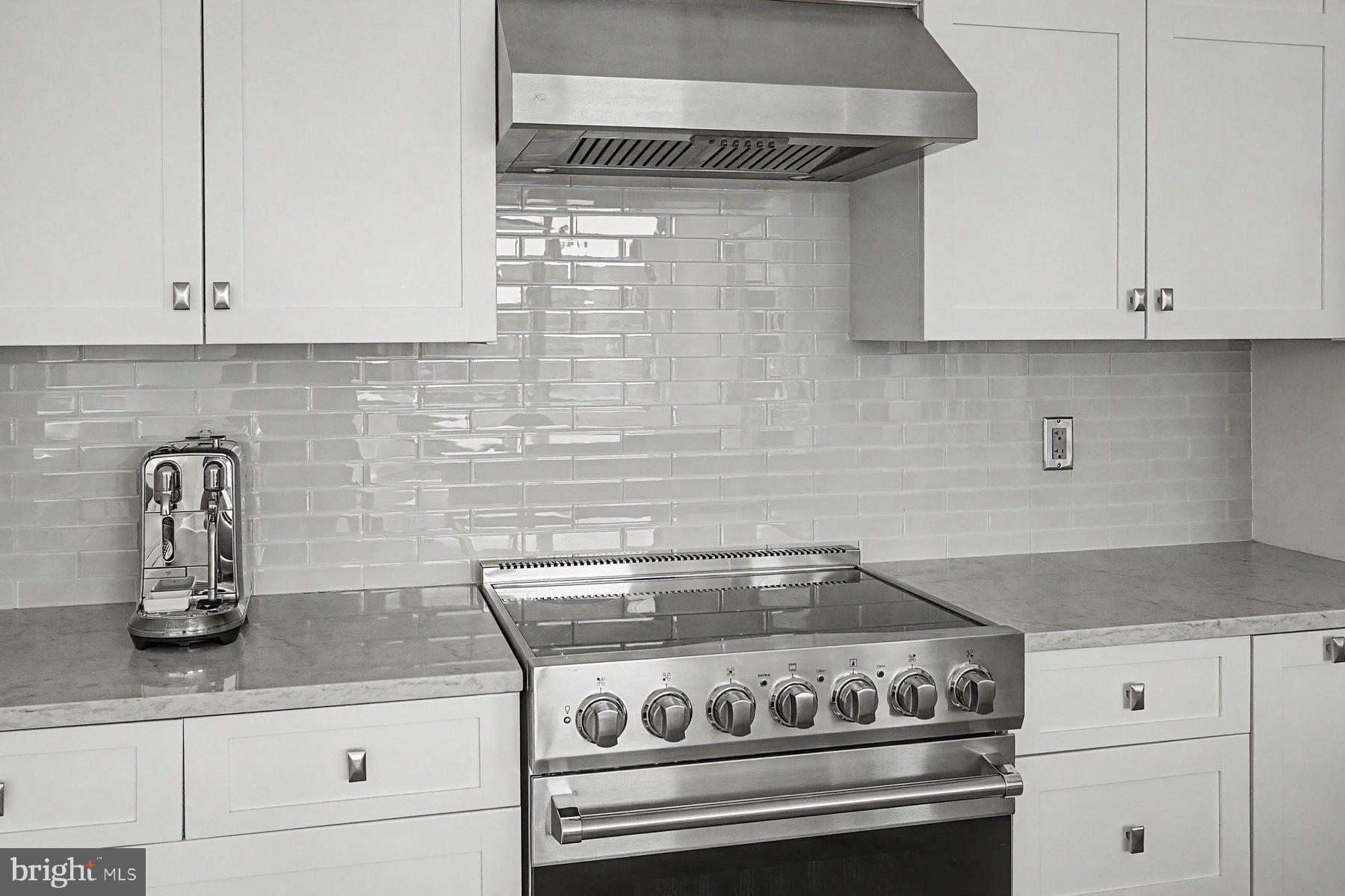 202-210 West Rittenhouse Square, Unit 1808 Philadelphia, PA 19103 - Photo 10 of 44