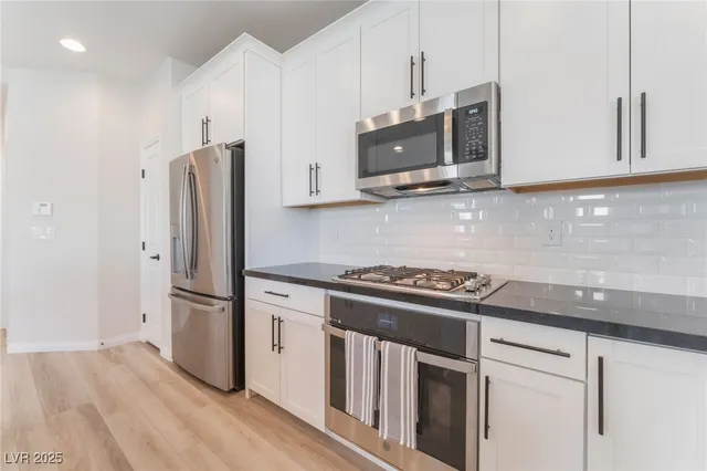 $2,250 | 4545 Anspach Street, North Las Vegas, NV 89031