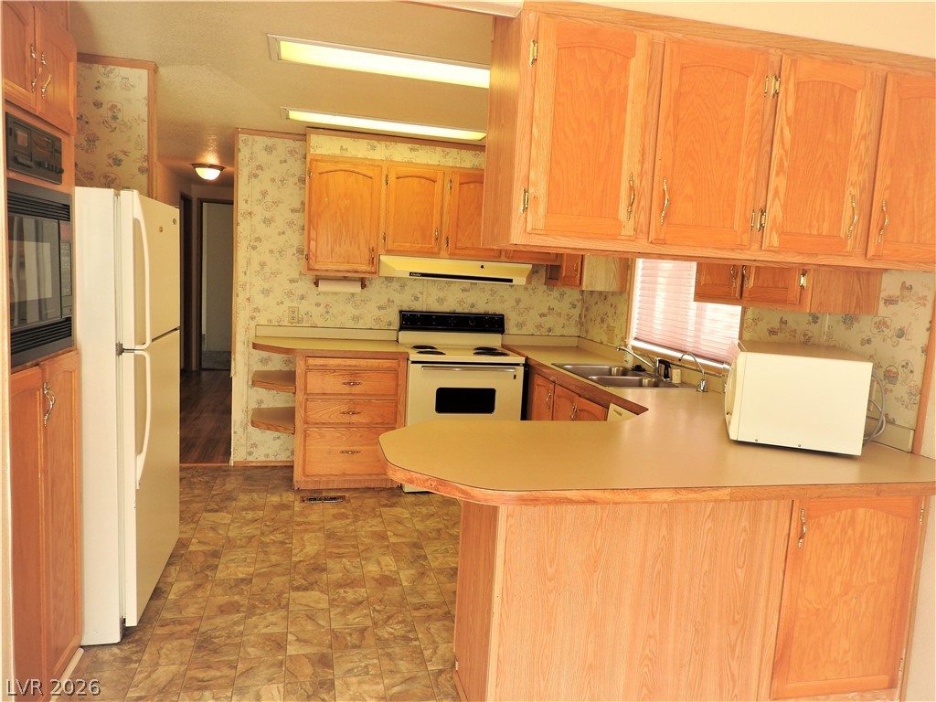 2770 Rio Rico Drive, Unit 4 Pahrump, NV 89048 - Photo 11 of 37