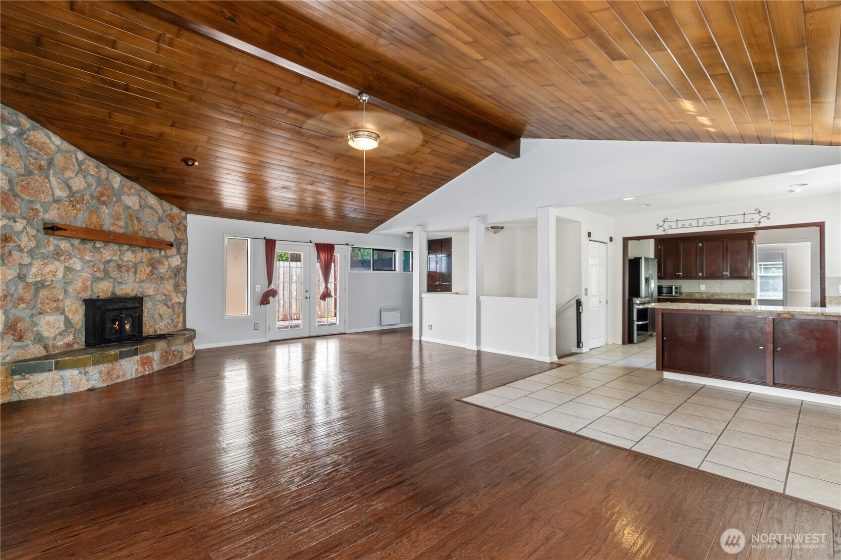 1319 196th Place Southeast Bothell, WA 98012 - Photo 11 of 35 Gallery Image 11