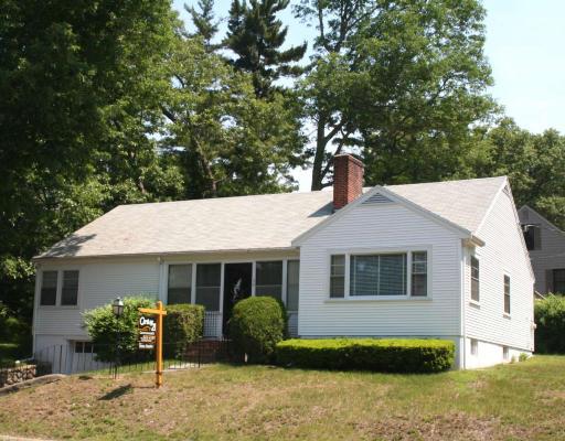 35 Woodbriar Road Wakefield, MA 01880 - Photo 1 of 9 Gallery Image 1
