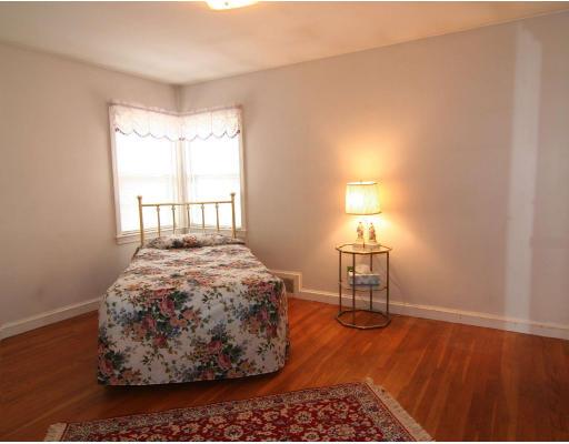 35 Woodbriar Road Wakefield, MA 01880 - Photo 7 of 9 Gallery Image 7