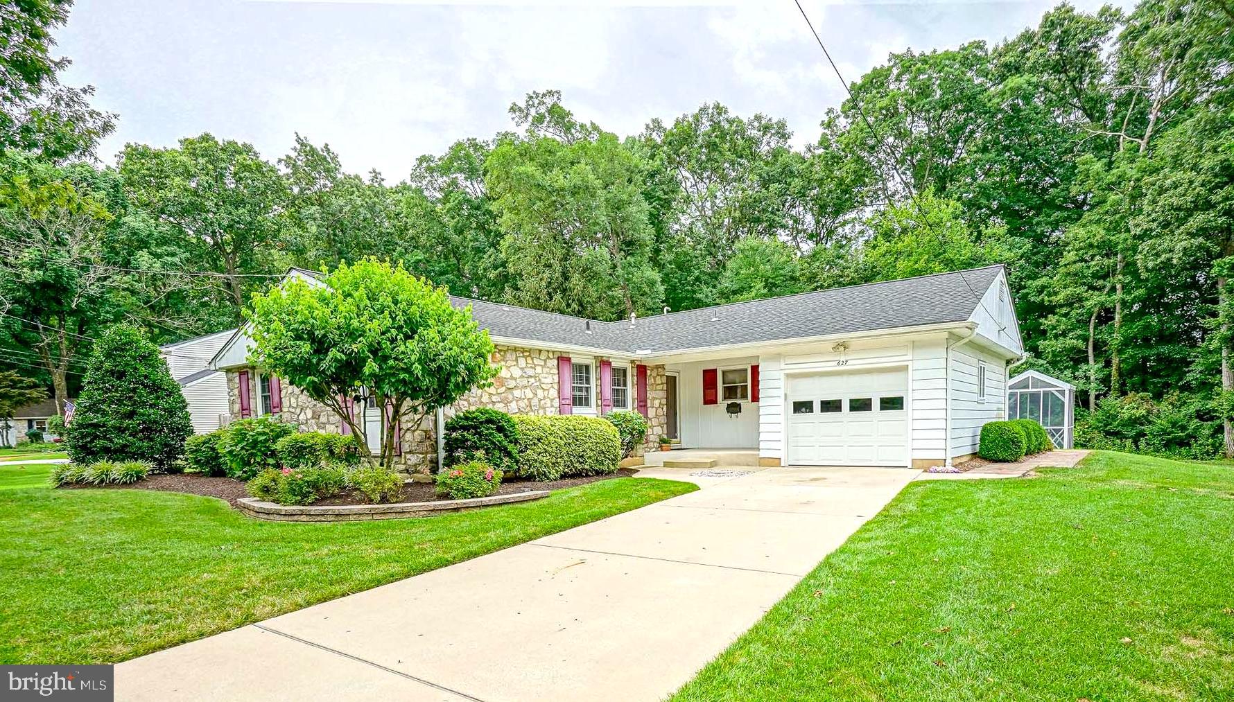 627 Boundary Road Pitman, NJ 08071 - Photo 2 of 37 Gallery Image 2