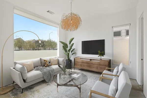 $6,450 | 229 West 25th Street, Houston, TX 77008