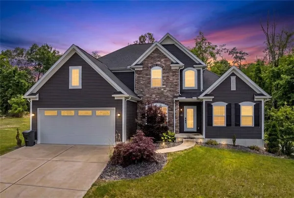 $624,724 | 102 Eagle Lane, New Eagle, PA 15067