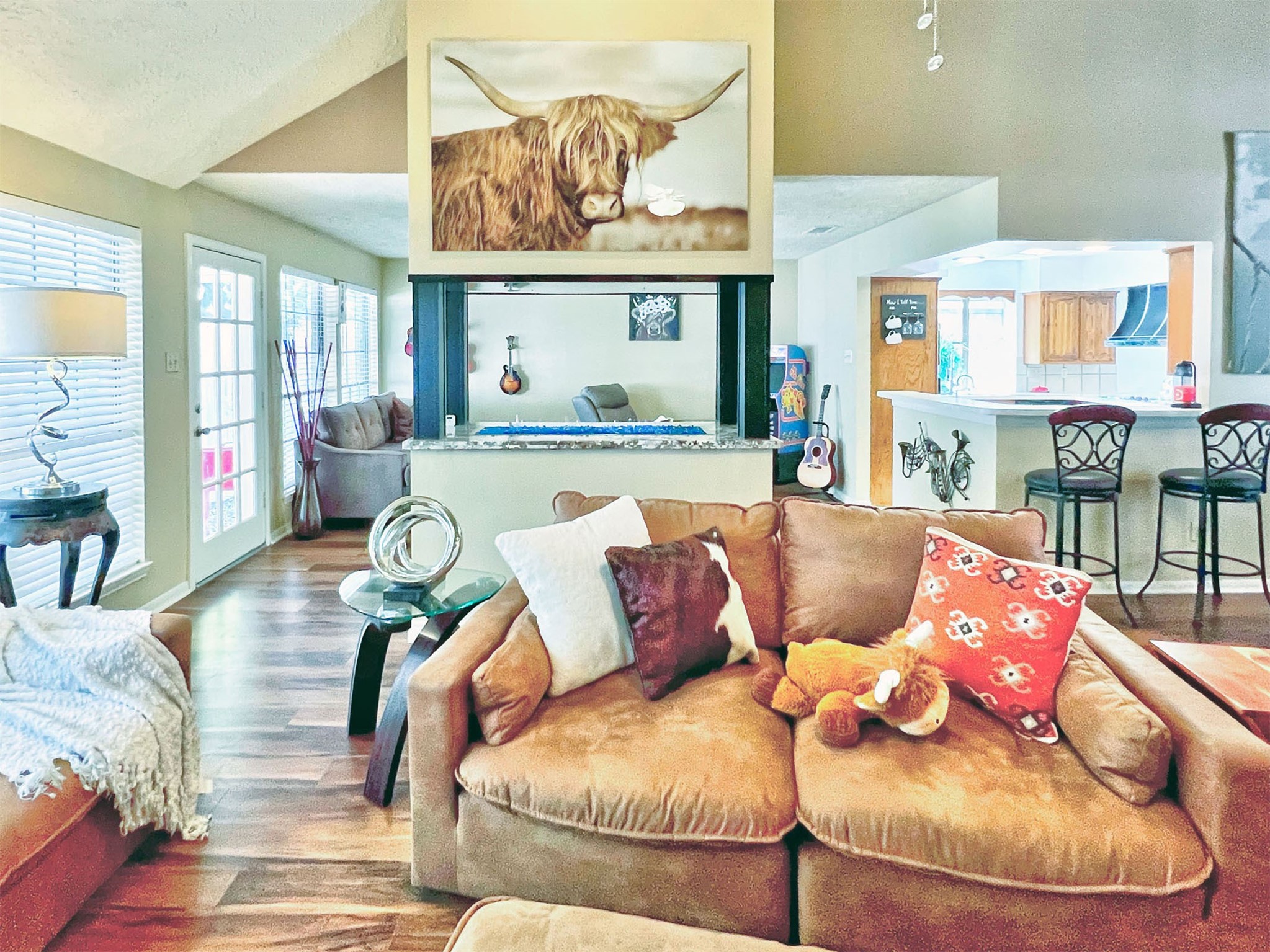 12510 Millvan Drive Houston, TX 77070 - Photo 3 of 46 a living room with furniture and a large window
